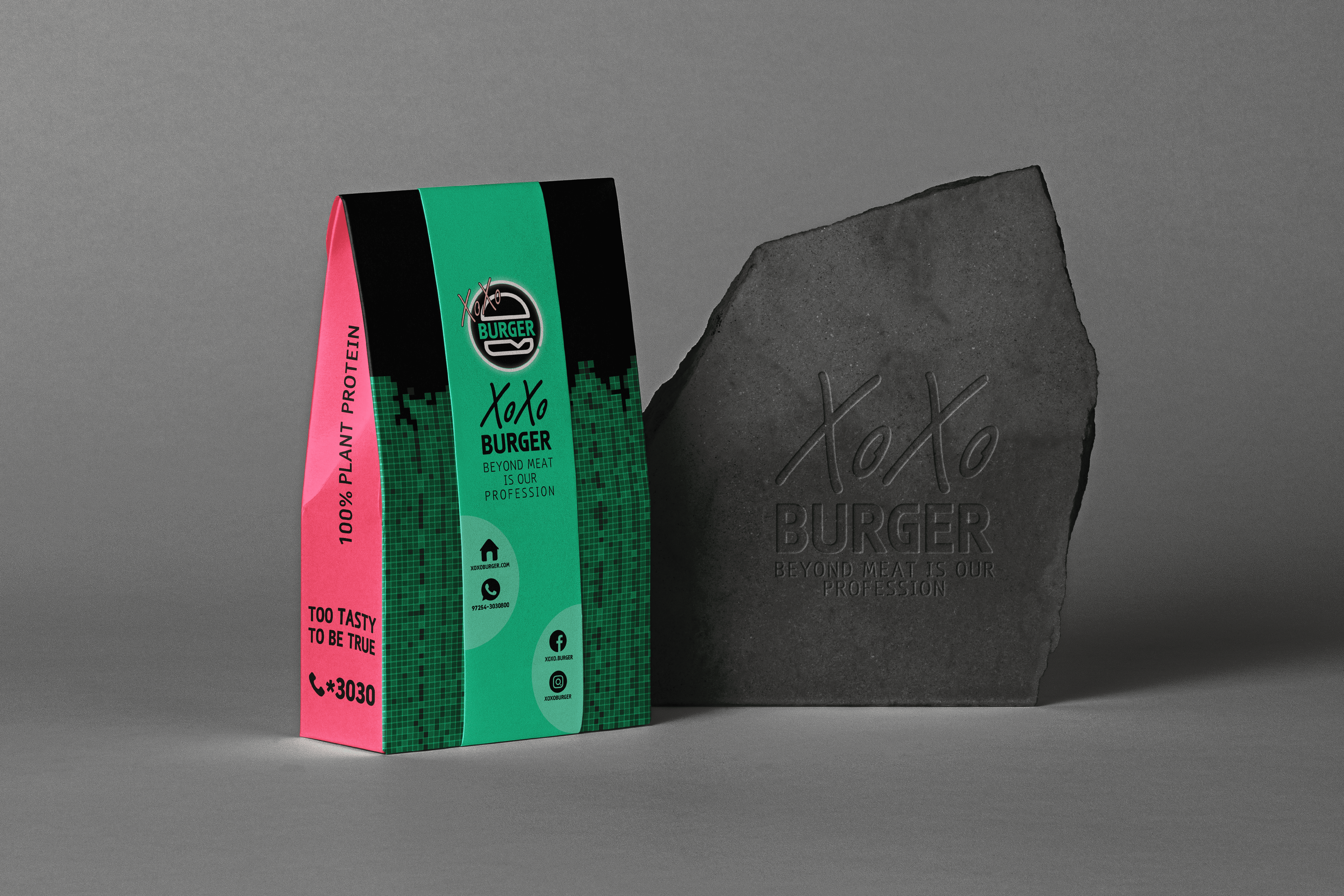 הדמיית אריזה של XOXO Burger בצבעי שחור, ירוק וורוד
